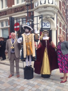 The Mayor and the Tudors added to the excitement of the day as the Old Town Hemel Hempstead relaunched on the same day. 